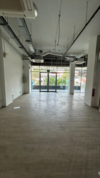 NEWest (D5), Retail #604791411